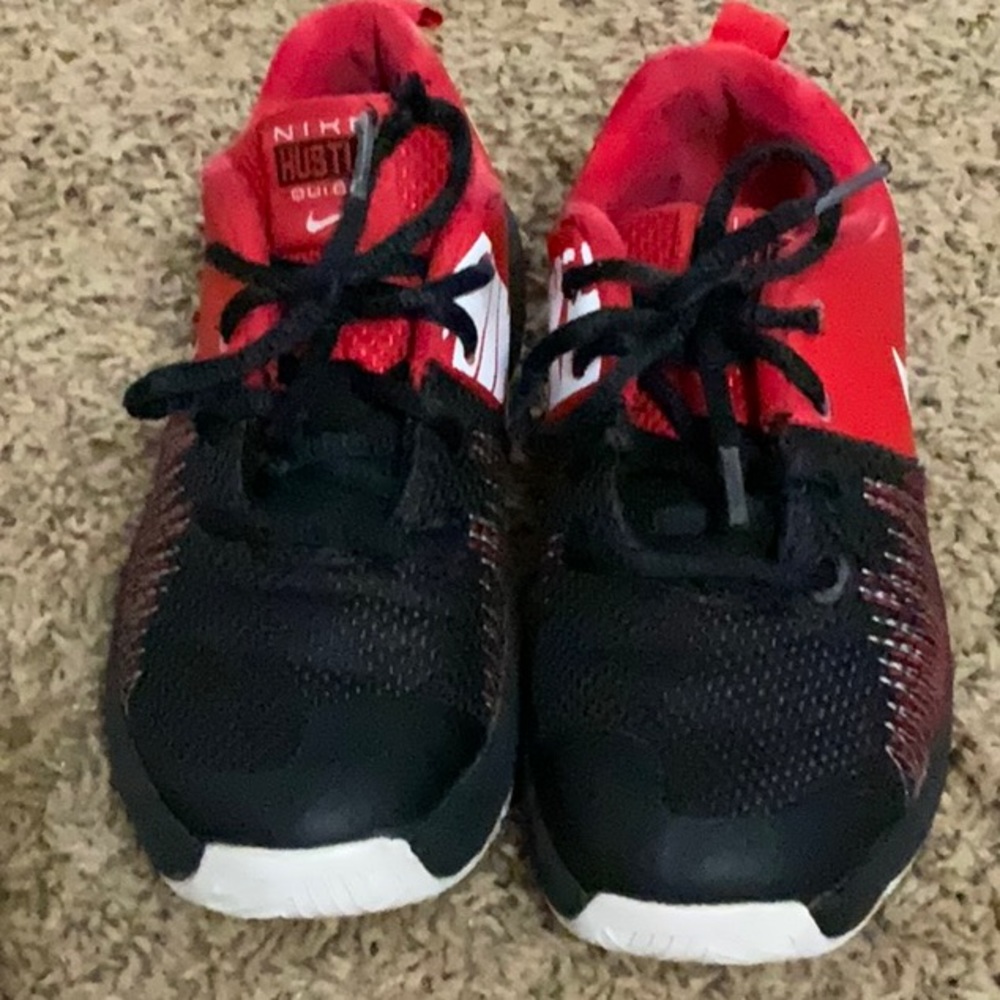 Boys Nike shoes size 13